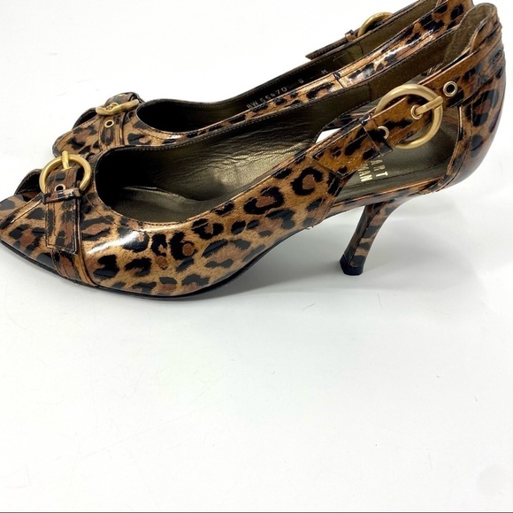 Stuart Weitzman animal print peep toe buckle heels - Picture 2 of 8